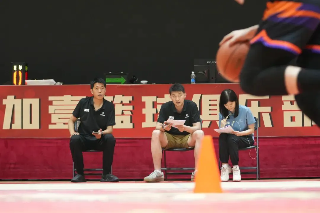 如何制定有效的篮球训练策略以提高球员表现_0